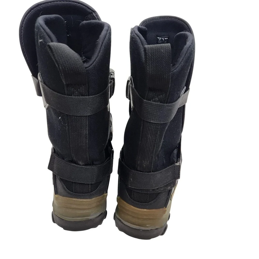 TRUKKE Snowmobile Boots Mens 9 Black Nylon Insulated Winter‎ Slip Resistant